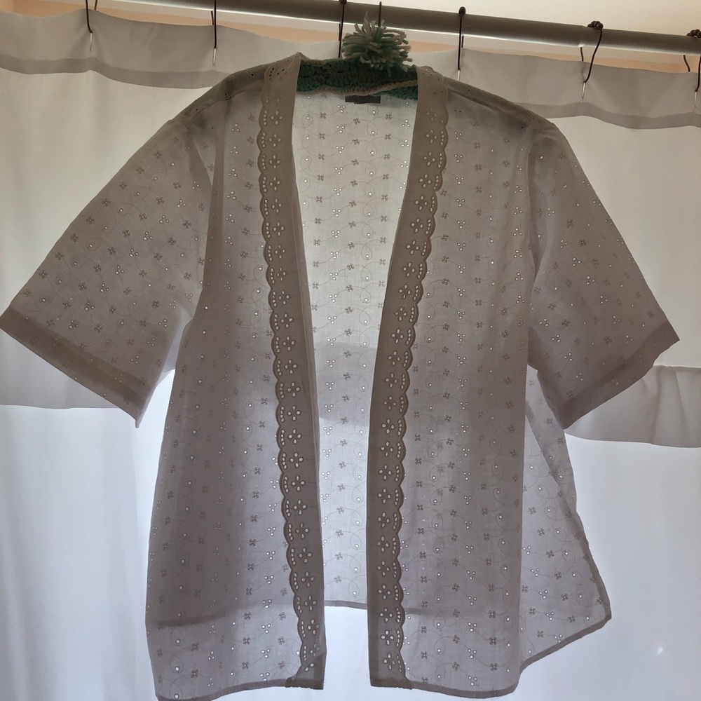 Eyelet short jacket